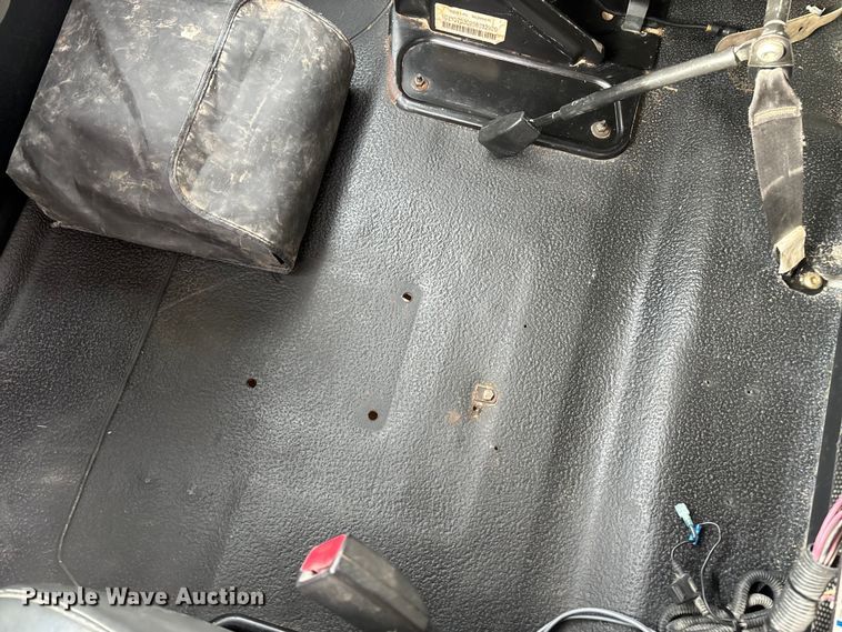 image for item FB3041 2007 International 4300 digger derrick truck