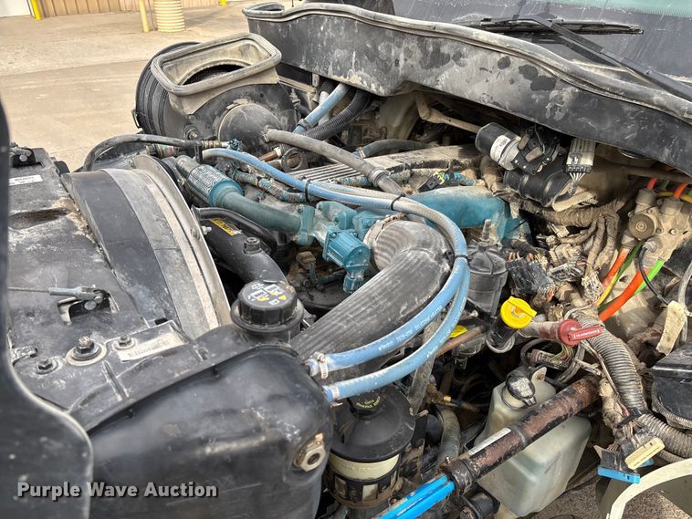 image for item FB3041 2007 International 4300 digger derrick truck