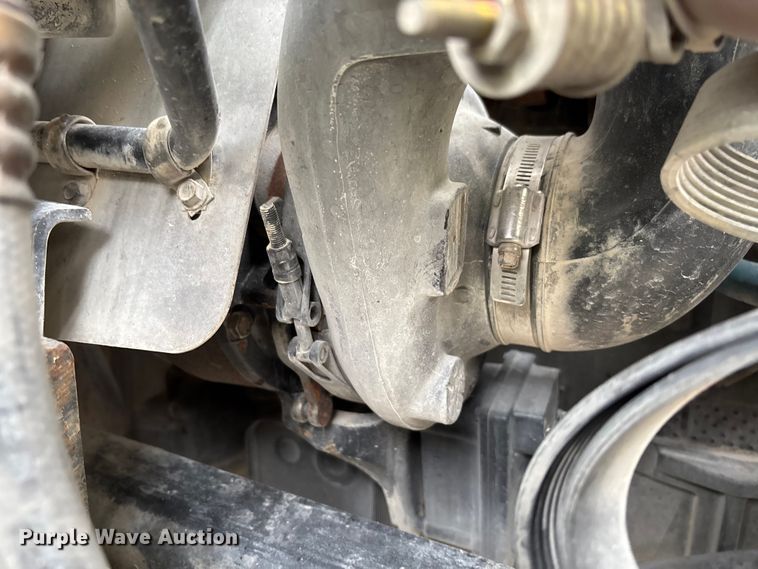 image for item FB3041 2007 International 4300 digger derrick truck