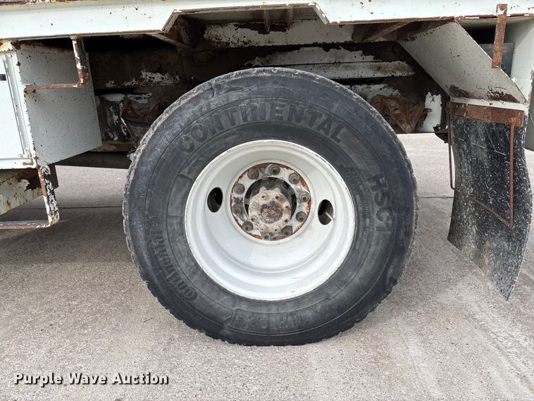 image for item FB3041 2007 International 4300 digger derrick truck