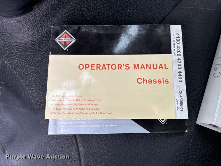 image for item FB3041 2007 International 4300 digger derrick truck