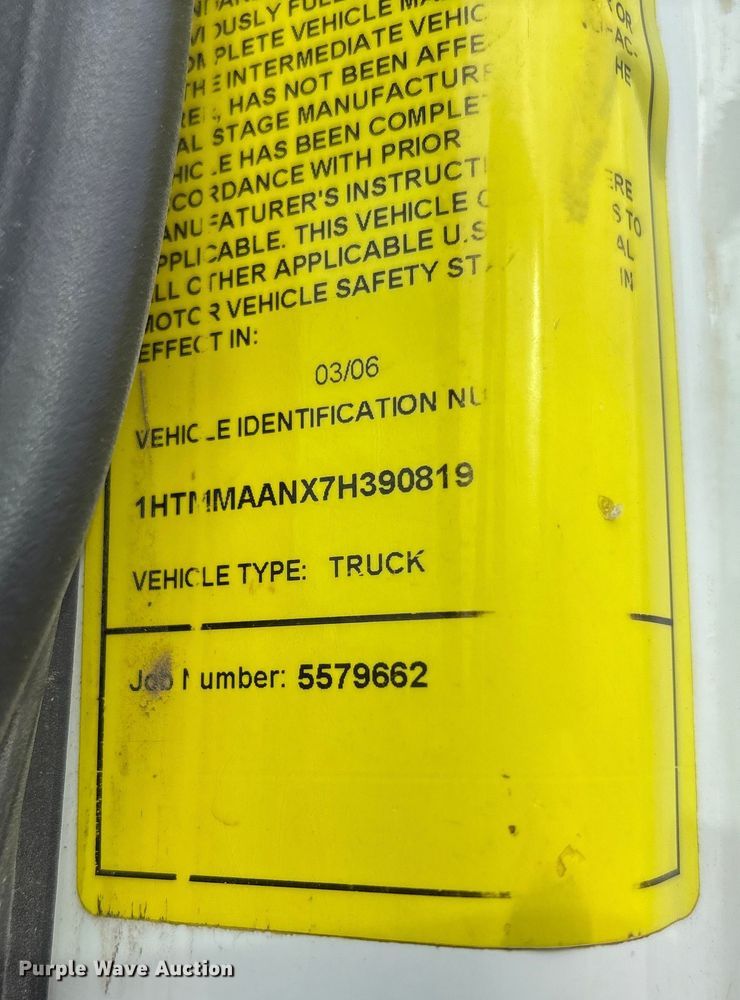 image for item FB3041 2007 International 4300 digger derrick truck