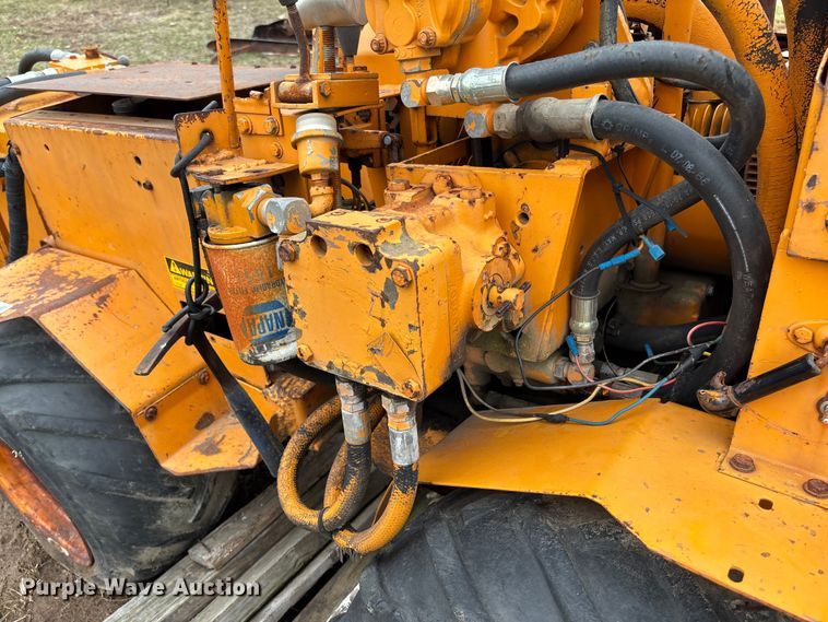 image for item FB3049 Case Mini-Sneaker cable plow