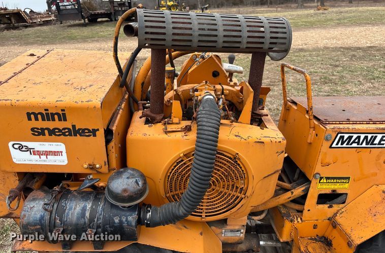 image for item FB3049 Case Mini-Sneaker cable plow