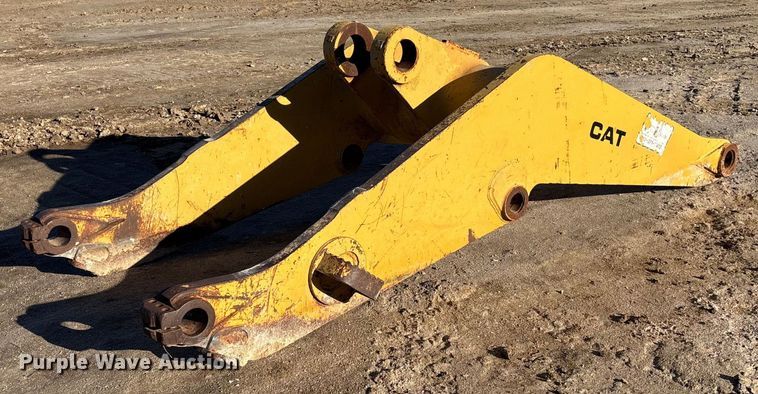 image for item FB3052 Caterpillar 963B crawler loader arms