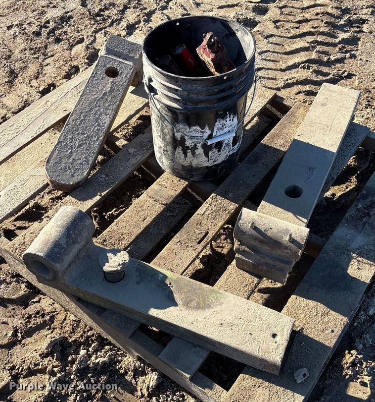 image for item FB3054 Drawbar attachment