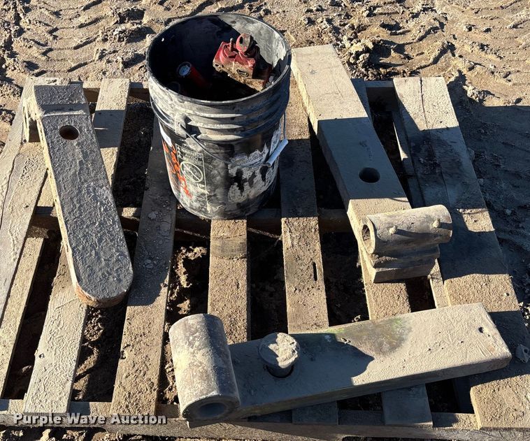 image for item FB3054 Drawbar attachment