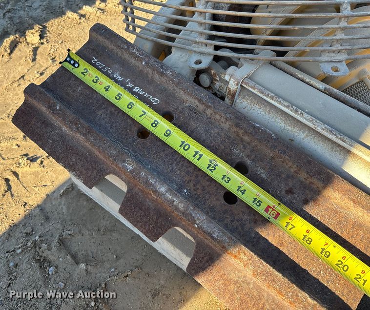 image for item FB3057 Caterpillar 963B parts