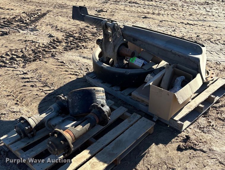 image for item FB3059 Challenger 855C tractor parts