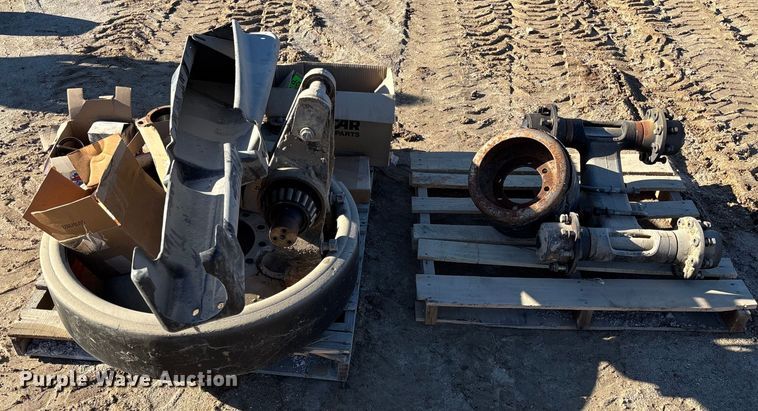 image for item FB3059 Challenger 855C tractor parts