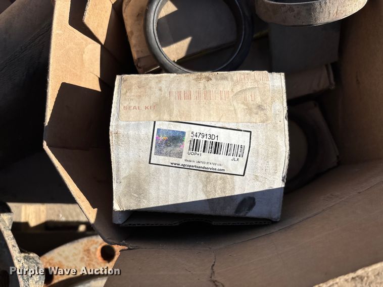 image for item FB3059 Challenger 855C tractor parts