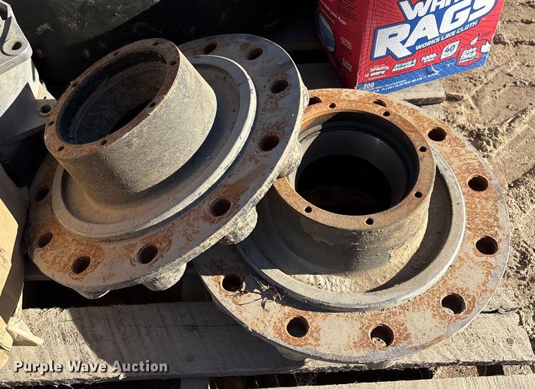 image for item FB3059 Challenger 855C tractor parts