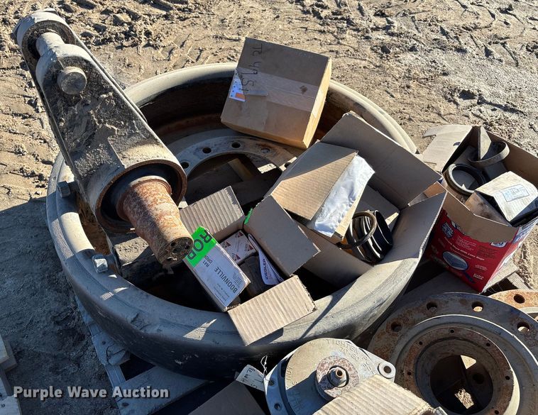 image for item FB3059 Challenger 855C tractor parts