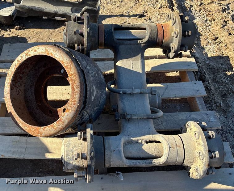 image for item FB3059 Challenger 855C tractor parts