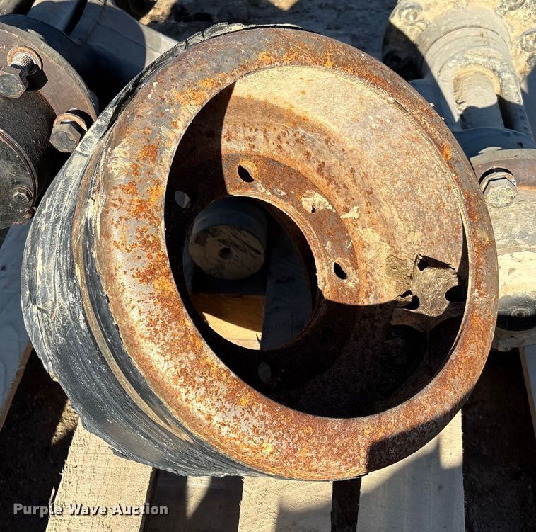 image for item FB3059 Challenger 855C tractor parts