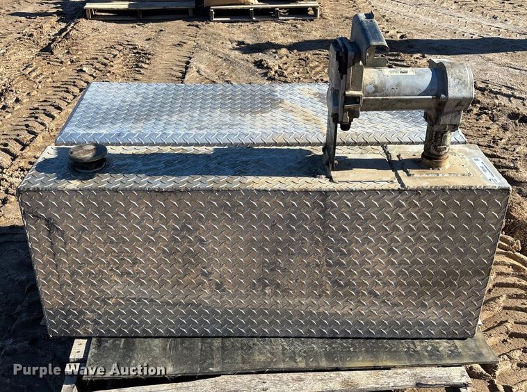 image for item FB3060 Delta fuel tank