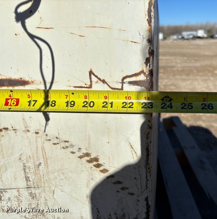 image for item FB3061 Delta fuel tank