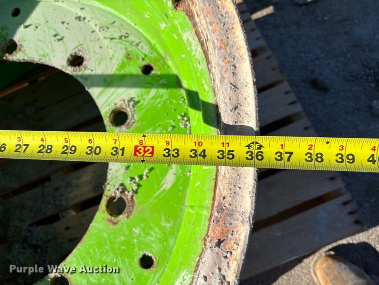 image for item FB3066 Tractor wheel