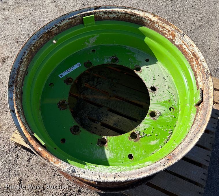 image for item FB3066 Tractor wheel