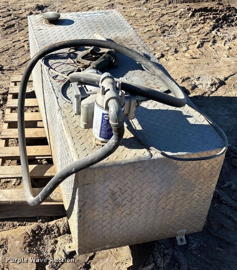 image for item FB3067 Fuel tank