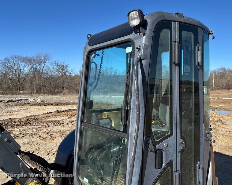 image for item FB3068 2012 John Deere 50D mini excavator