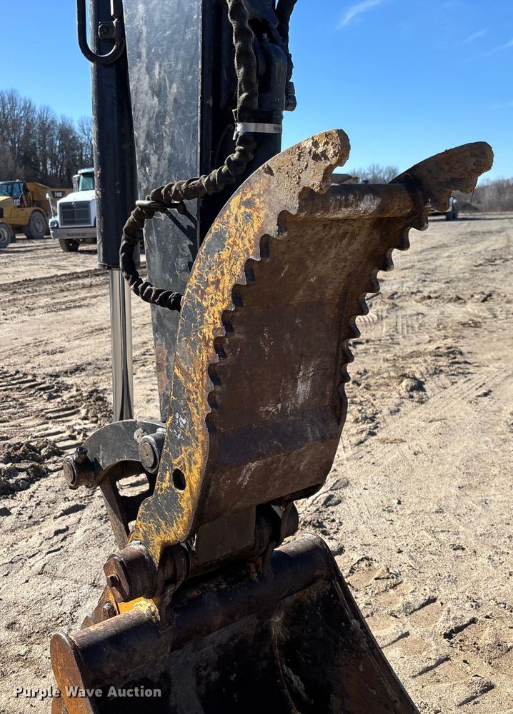 image for item FB3068 2012 John Deere 50D mini excavator