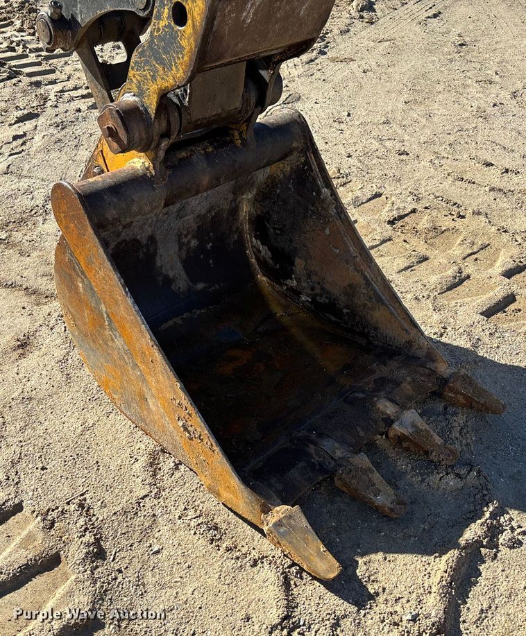 image for item FB3068 2012 John Deere 50D mini excavator