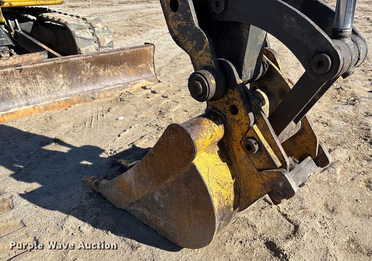 image for item FB3068 2012 John Deere 50D mini excavator