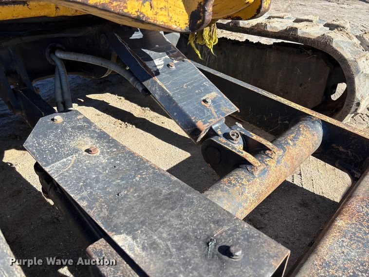 image for item FB3068 2012 John Deere 50D mini excavator