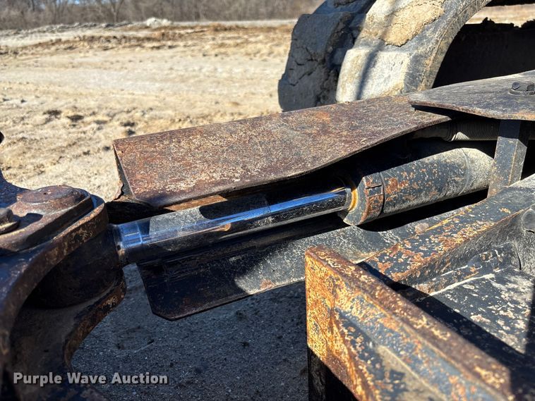 image for item FB3068 2012 John Deere 50D mini excavator