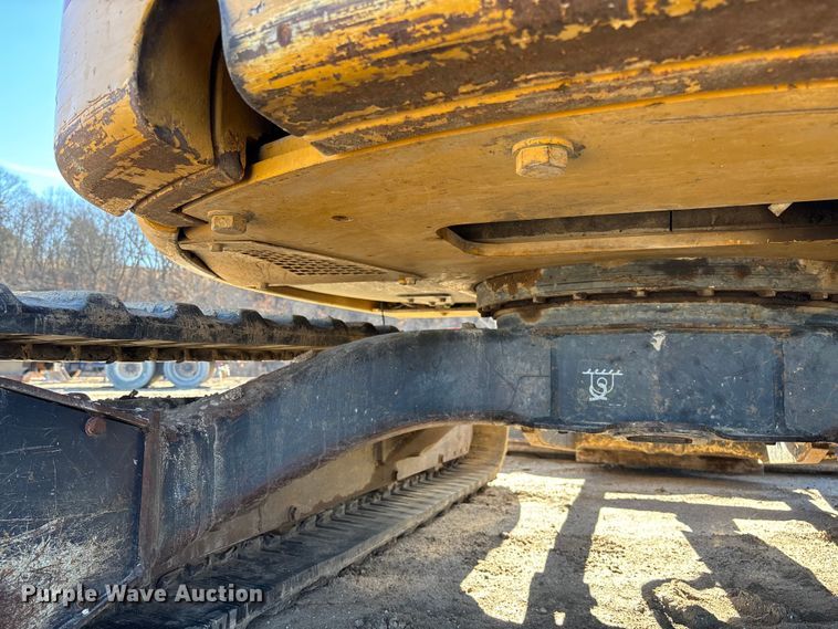 image for item FB3068 2012 John Deere 50D mini excavator