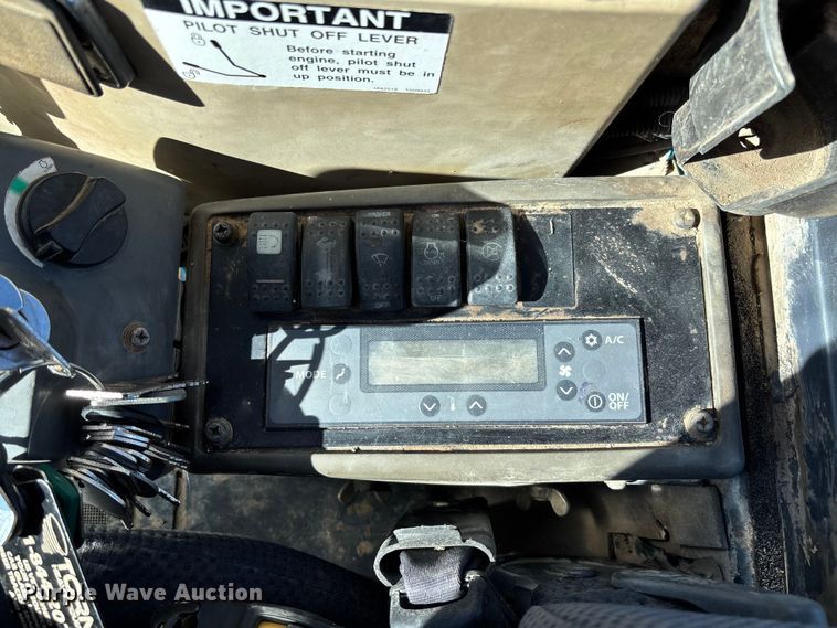 image for item FB3068 2012 John Deere 50D mini excavator