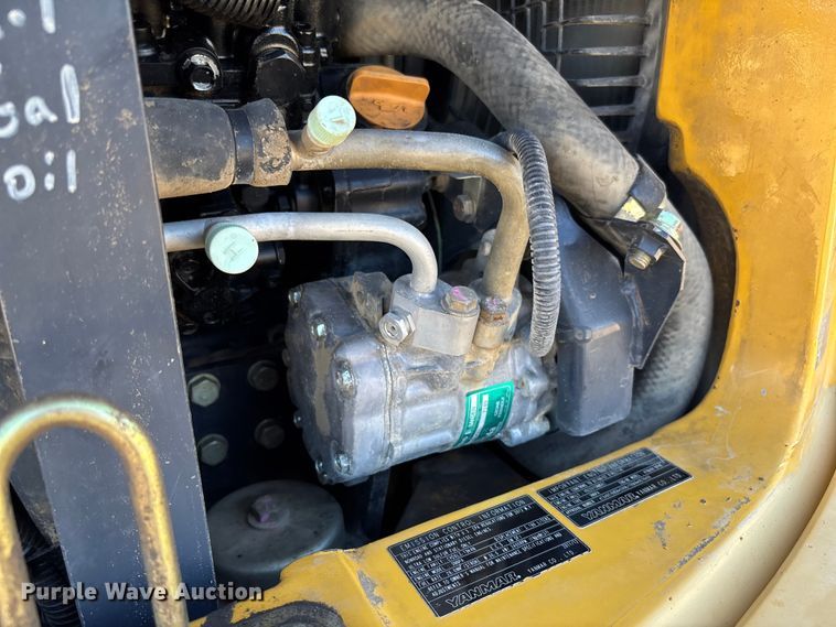 image for item FB3068 2012 John Deere 50D mini excavator