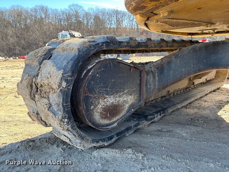 image for item FB3068 2012 John Deere 50D mini excavator