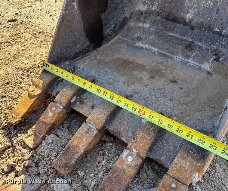 image for item FB3069 2012 Kubota KX057-4 mini excavator