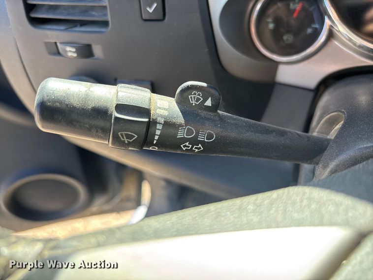 image for item FB3071 2009 Chevrolet Silverado 1500 Ext. Cab pickup truck