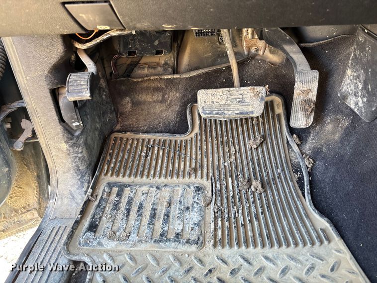 image for item FB3071 2009 Chevrolet Silverado 1500 Ext. Cab pickup truck