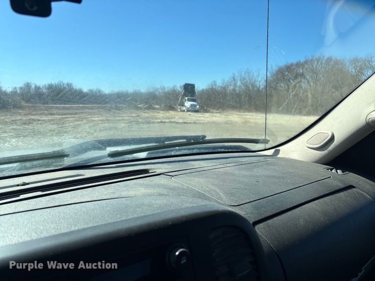 image for item FB3071 2009 Chevrolet Silverado 1500 Ext. Cab pickup truck