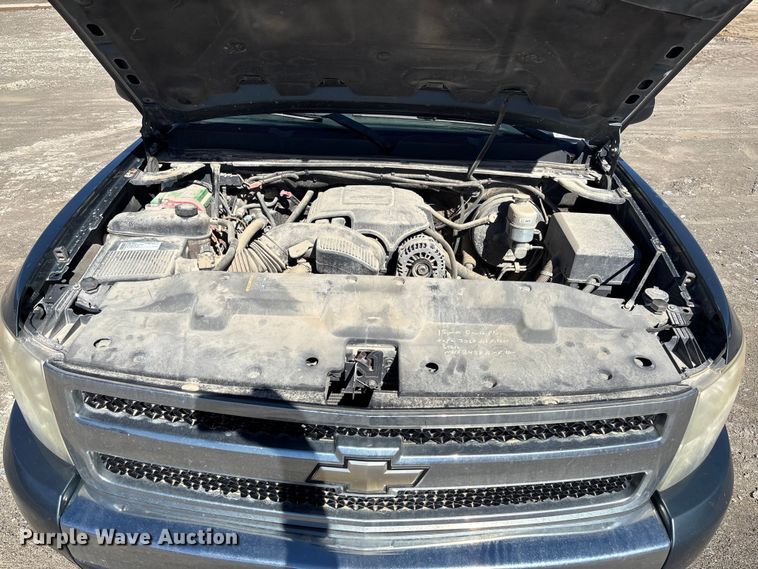 image for item FB3071 2009 Chevrolet Silverado 1500 Ext. Cab pickup truck