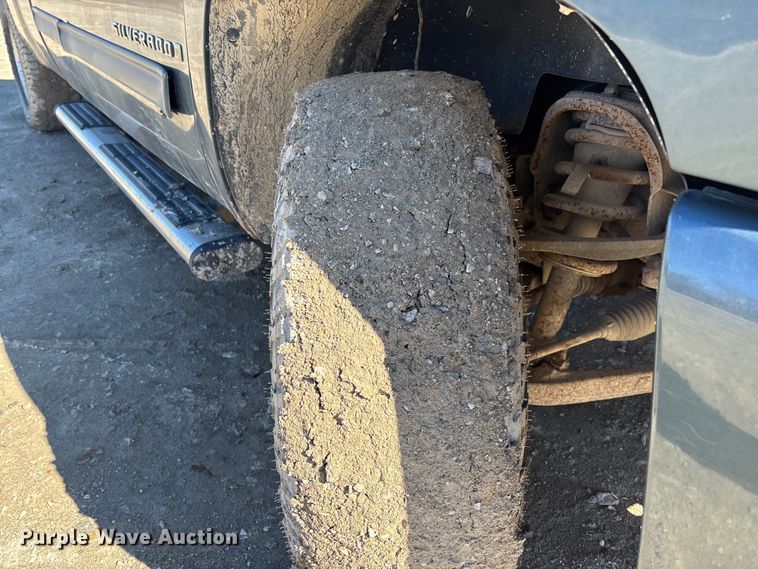 image for item FB3071 2009 Chevrolet Silverado 1500 Ext. Cab pickup truck