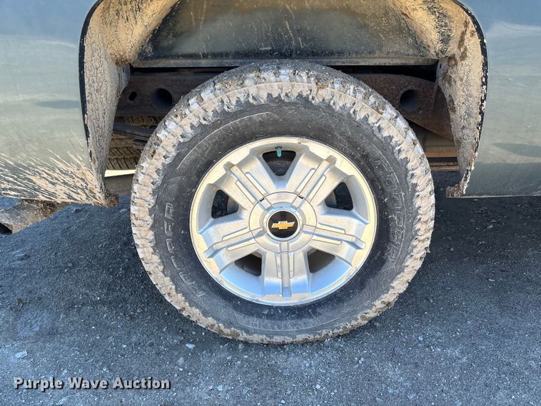 image for item FB3071 2009 Chevrolet Silverado 1500 Ext. Cab pickup truck