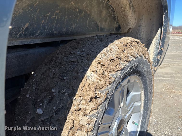 image for item FB3071 2009 Chevrolet Silverado 1500 Ext. Cab pickup truck