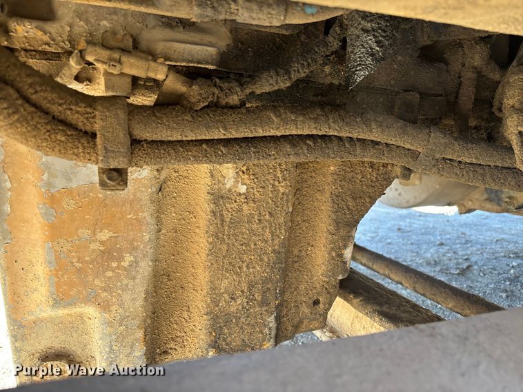 image for item FB3074 2006 International 9400i semi truck