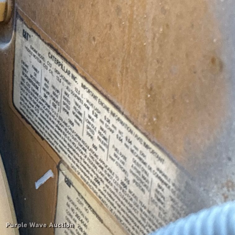 image for item FB3076 2007 Freightliner M2112 semi truck