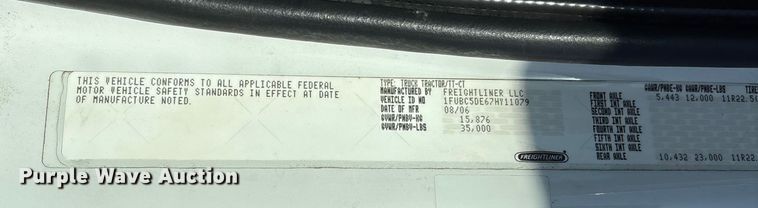 image for item FB3076 2007 Freightliner M2112 semi truck