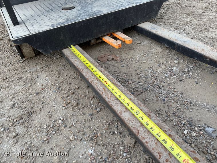 image for item FB3078 Crown SP-3510-30 order picker