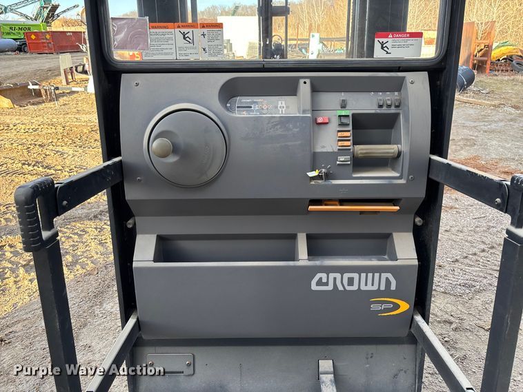 image for item FB3078 Crown SP-3510-30 order picker