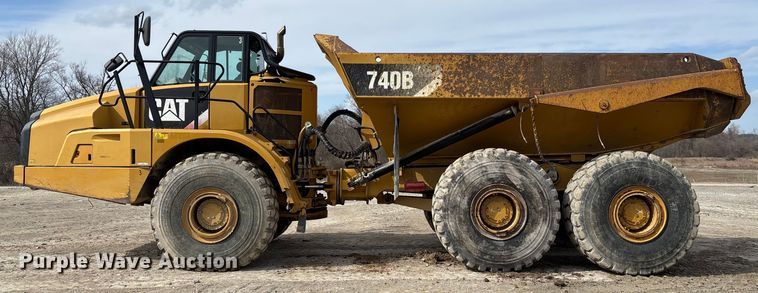 image for item FB3079 2014 Caterpillar 740B articulated haul truck