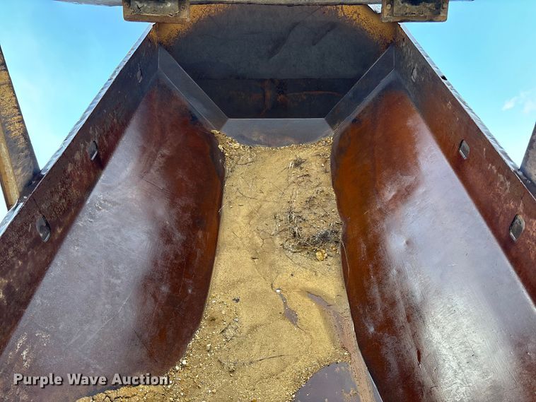 image for item FB3079 2014 Caterpillar 740B articulated haul truck