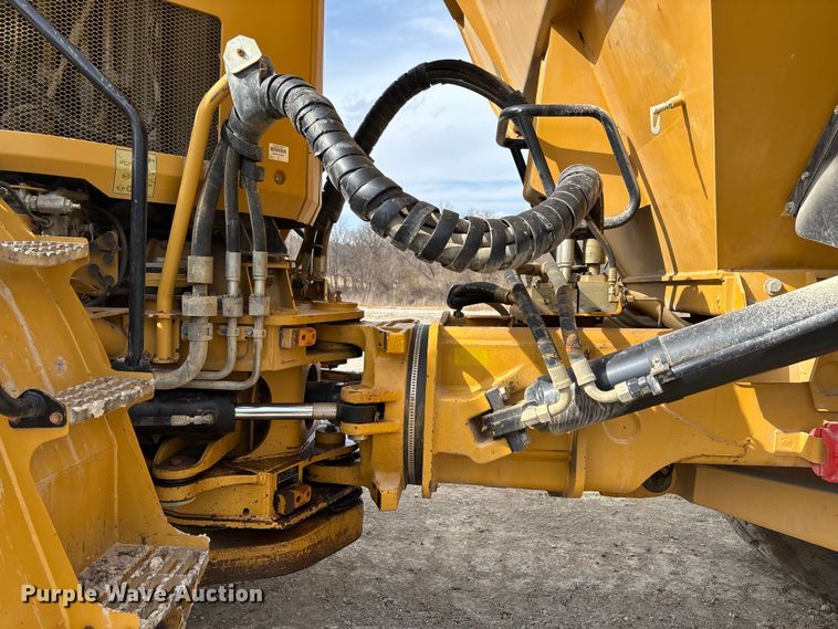 image for item FB3079 2014 Caterpillar 740B articulated haul truck